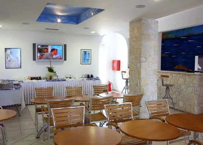 Alkyon فندق باروس